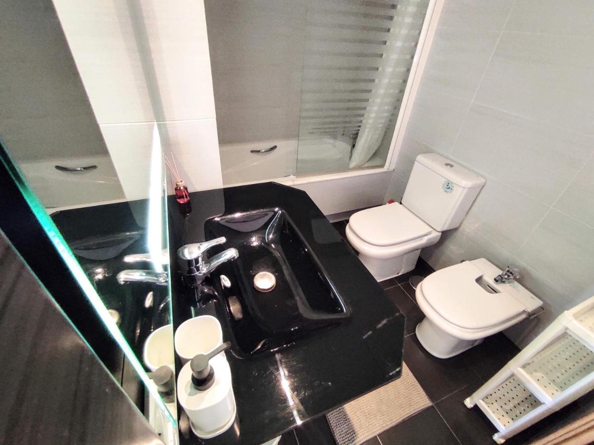 Manuela Nogales Apartments! 马拉加 外观 照片