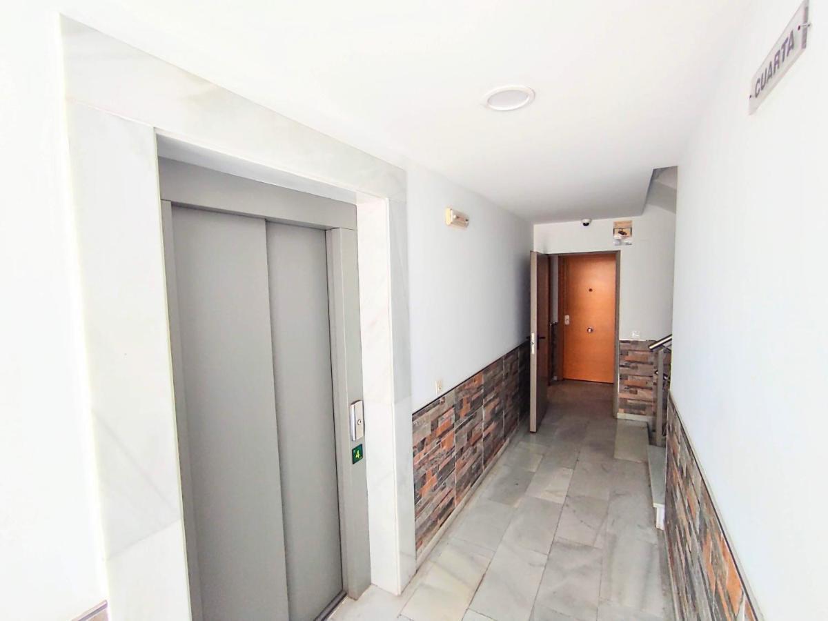 Manuela Nogales Apartments! 马拉加 外观 照片
