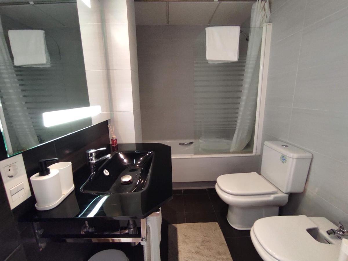 Manuela Nogales Apartments! 马拉加 外观 照片